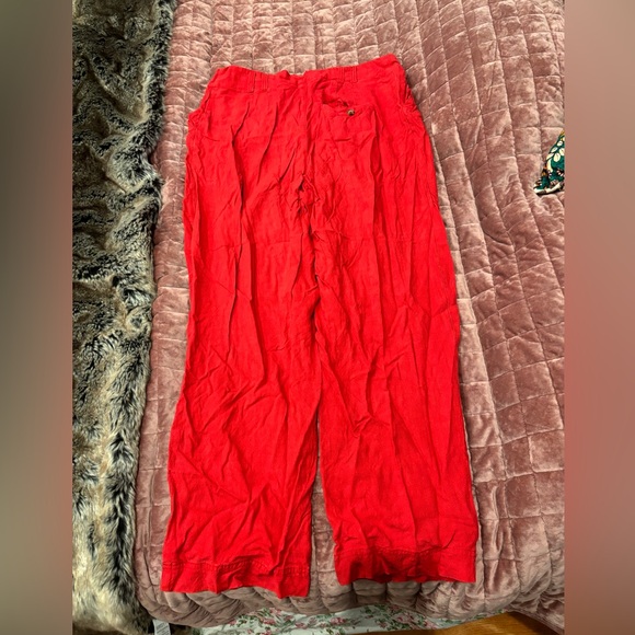 Free People Calla Pleated Trousers in red, size 6. - Picture 2 of 6